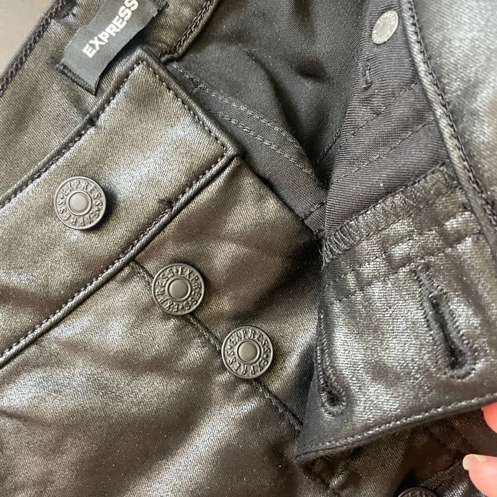 Express Shiny Black Button-Detail Pants coated faux leather look curvy - Picture 6 of 9